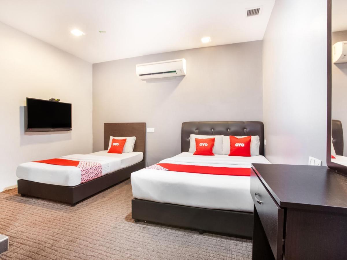 Oyo 89652 P Line Hotel Johor Bahru Exterior foto